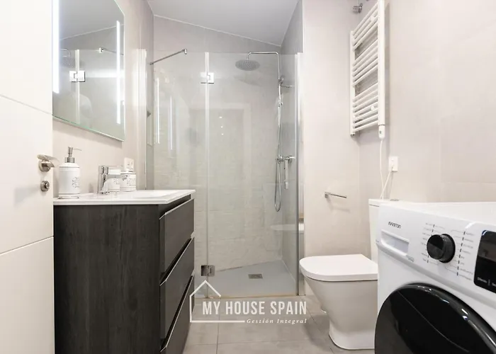 Myhousespain - Piso En Centro A Pocos Minutos De Playas Χιχόν