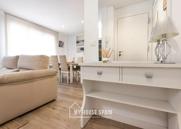 Myhousespain - Piso En Centro A Pocos Minutos De Playas Διαμέρισμα Χιχόν